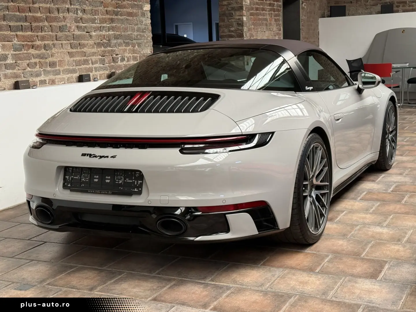 PORSCHE 992 911 Targa 4 SPORTDESIGN-PAKET-ABGAS LED INNO