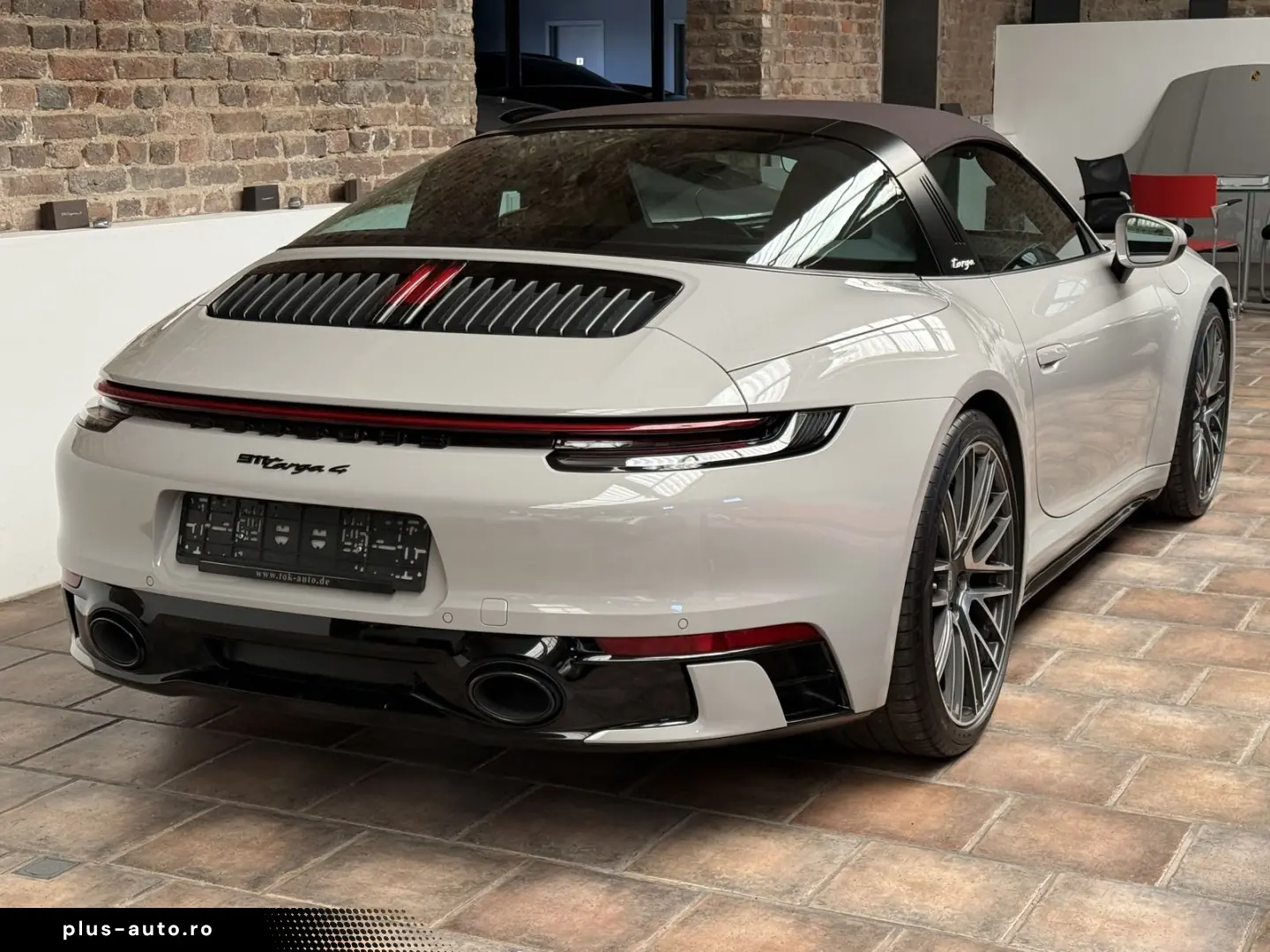 PORSCHE 992 911 Targa 4 SPORTDESIGN-PAKET-ABGAS LED INNO