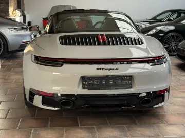 PORSCHE 992 911 Targa 4 SPORTDESIGN-PAKET-ABGAS LED INNO