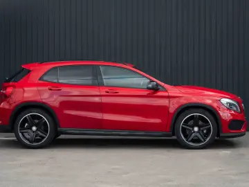 Mercedes-Benz GLA 220 CDI 4MATIC Aut.