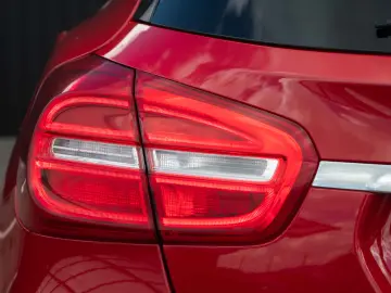 Mercedes-Benz GLA 220 CDI 4MATIC Aut.