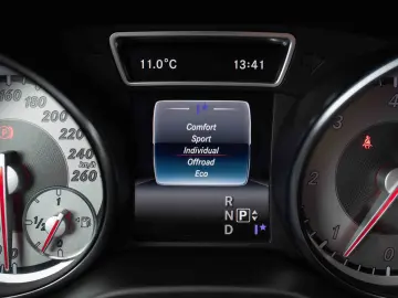 Mercedes-Benz GLA 220 CDI 4MATIC Aut.