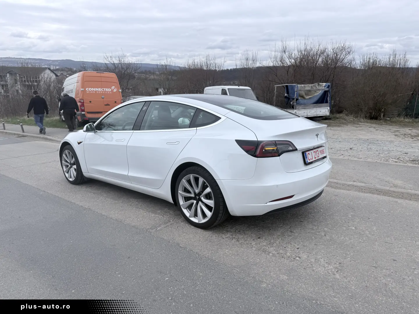Tesla 3 standart range plus