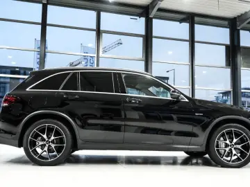 MERCEDES-BENZ GLC 43 AMG 4M  SPORTABGAS BURMESTER 20