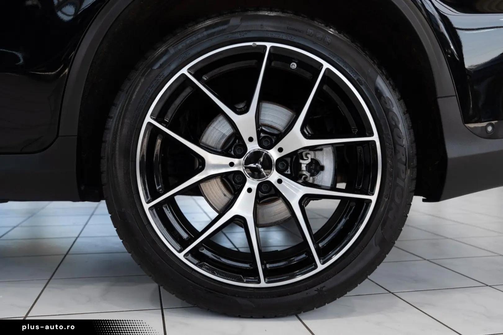 MERCEDES-BENZ GLC 43 AMG 4M  SPORTABGAS BURMESTER 20