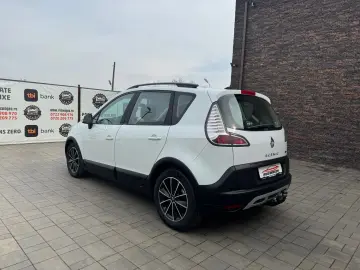 Renault Scenic XMOD