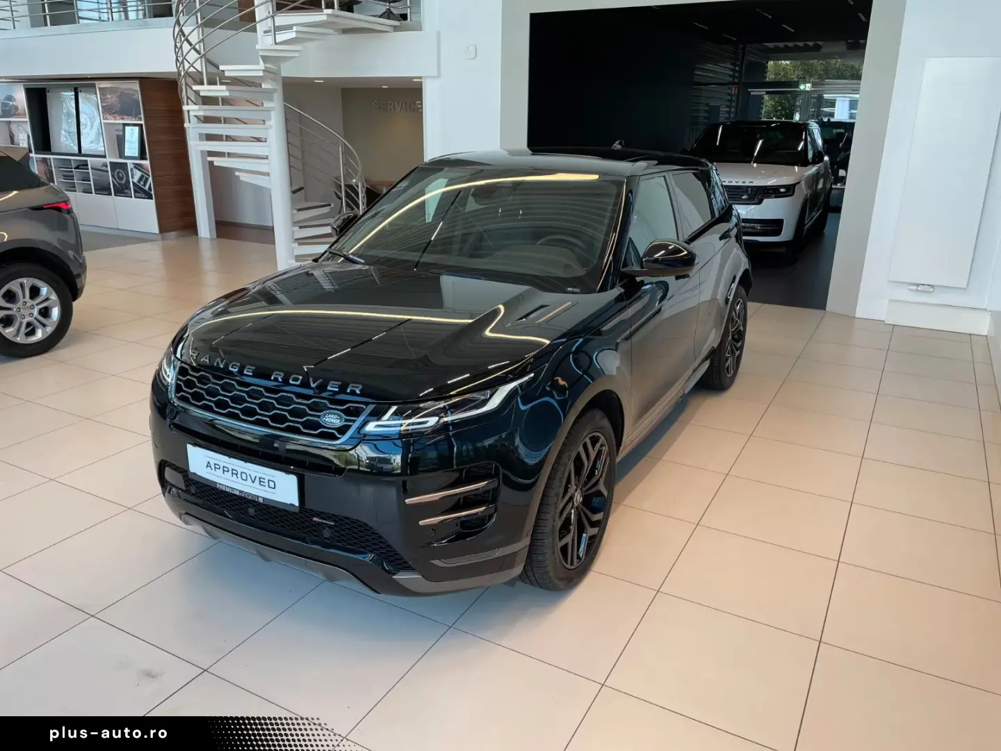 Land Rover R-Dynamic SE  Pano Winter 20  Black Keyless ACC