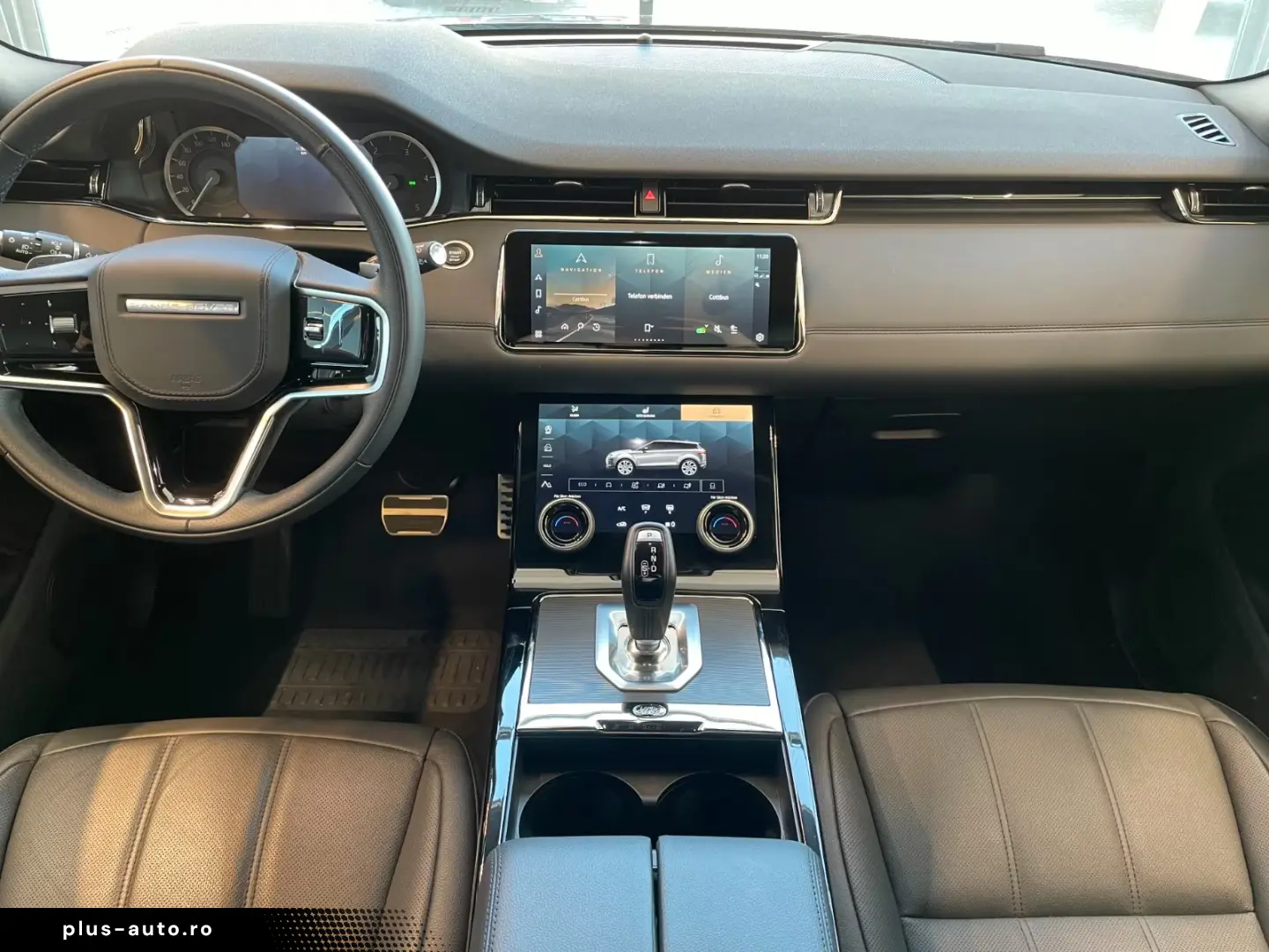 Land Rover R-Dynamic SE  Pano Winter 20  Black Keyless ACC