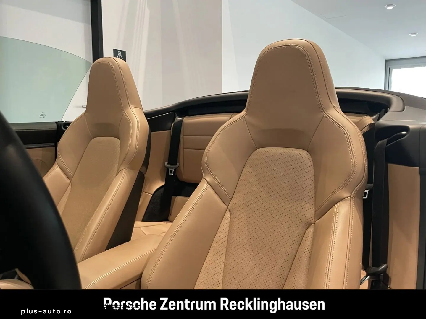 PORSCHE 992 911 Carrera 4S Cabriolet Surround-View LED