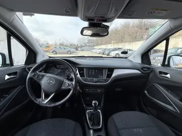 Opel Croslland X