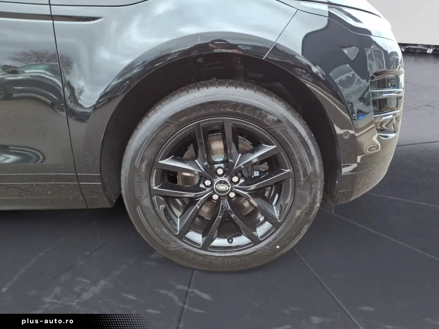 Land Rover Range Rover Evoque D165 Dynamic SE 70300 -UVP