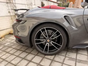 PORSCHE 992 911 Turbo S Cabriolet SITZKÜHLUNG MWST
