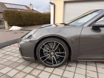 PORSCHE 992 911 Turbo S Cabriolet SITZKÜHLUNG MWST