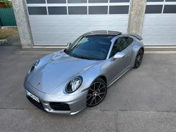 PORSCHE 992.2 Carrera Sportpaket Schiebedach ACC 18-Wege