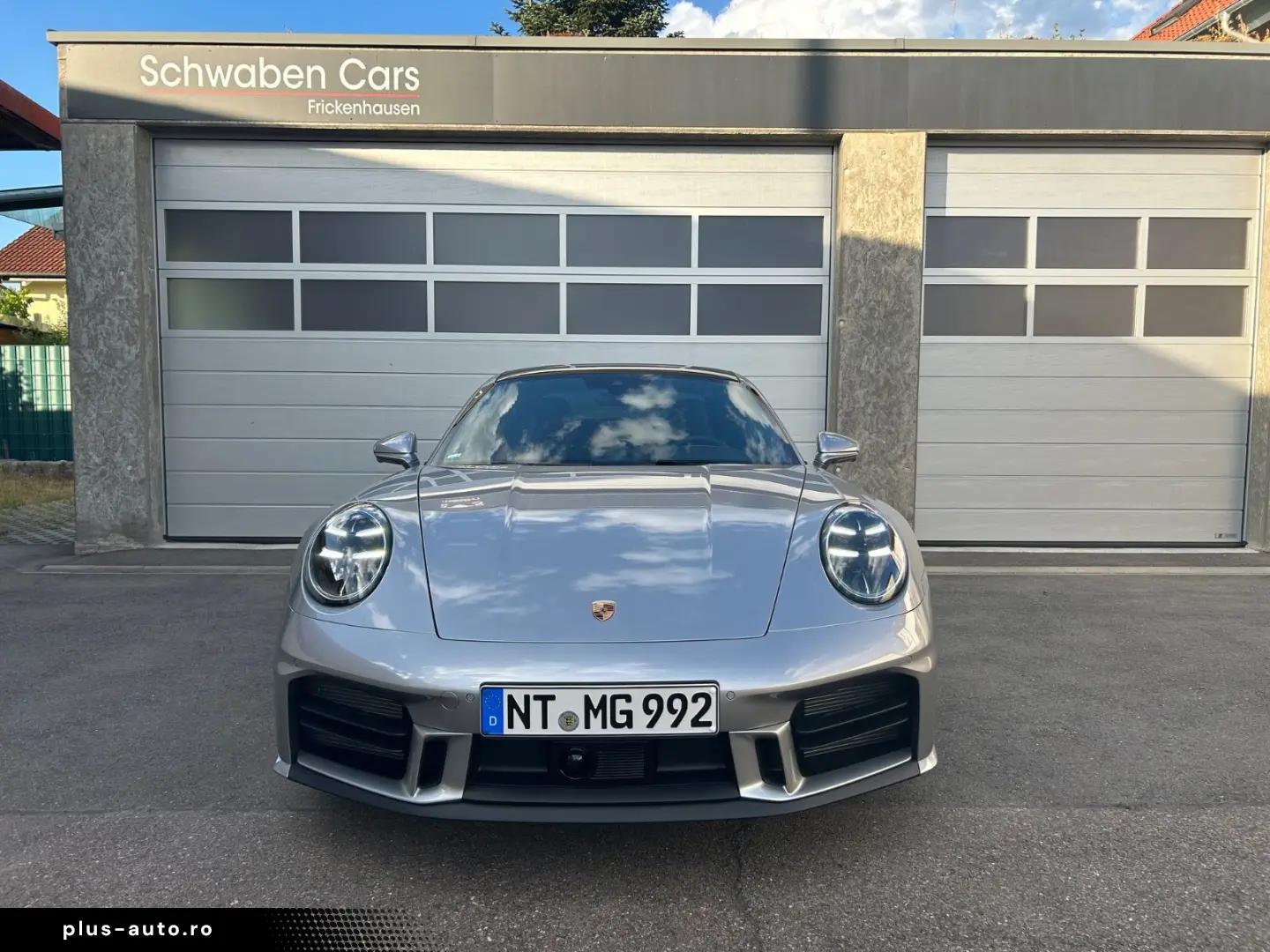 PORSCHE 992.2 Carrera Sportpaket Schiebedach ACC 18-Wege