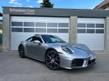 PORSCHE 992.2 Carrera Sportpaket Schiebedach ACC 18-Wege