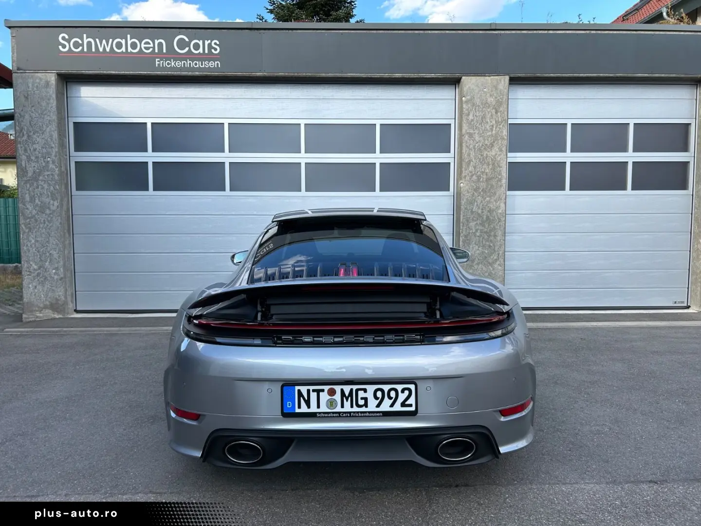 PORSCHE 992.2 Carrera Sportpaket Schiebedach ACC 18-Wege
