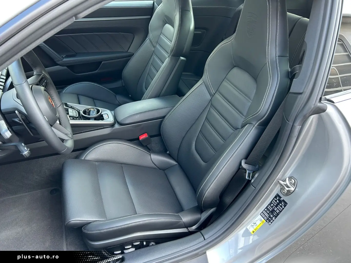 PORSCHE 992.2 Carrera Sportpaket Schiebedach ACC 18-Wege