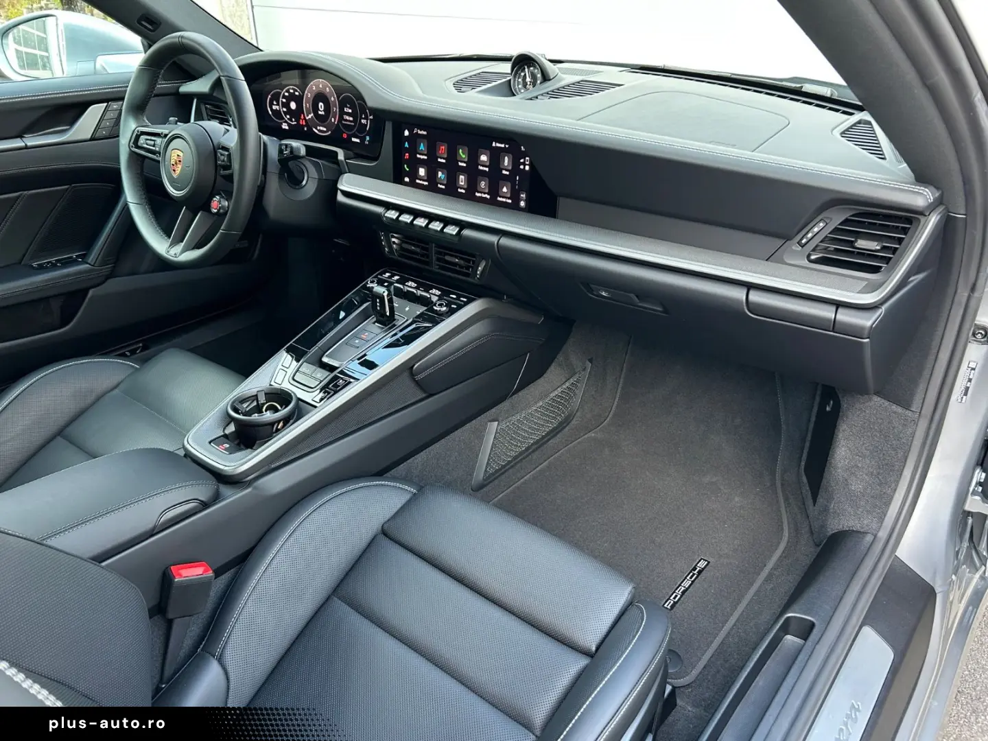 PORSCHE 992.2 Carrera Sportpaket Schiebedach ACC 18-Wege