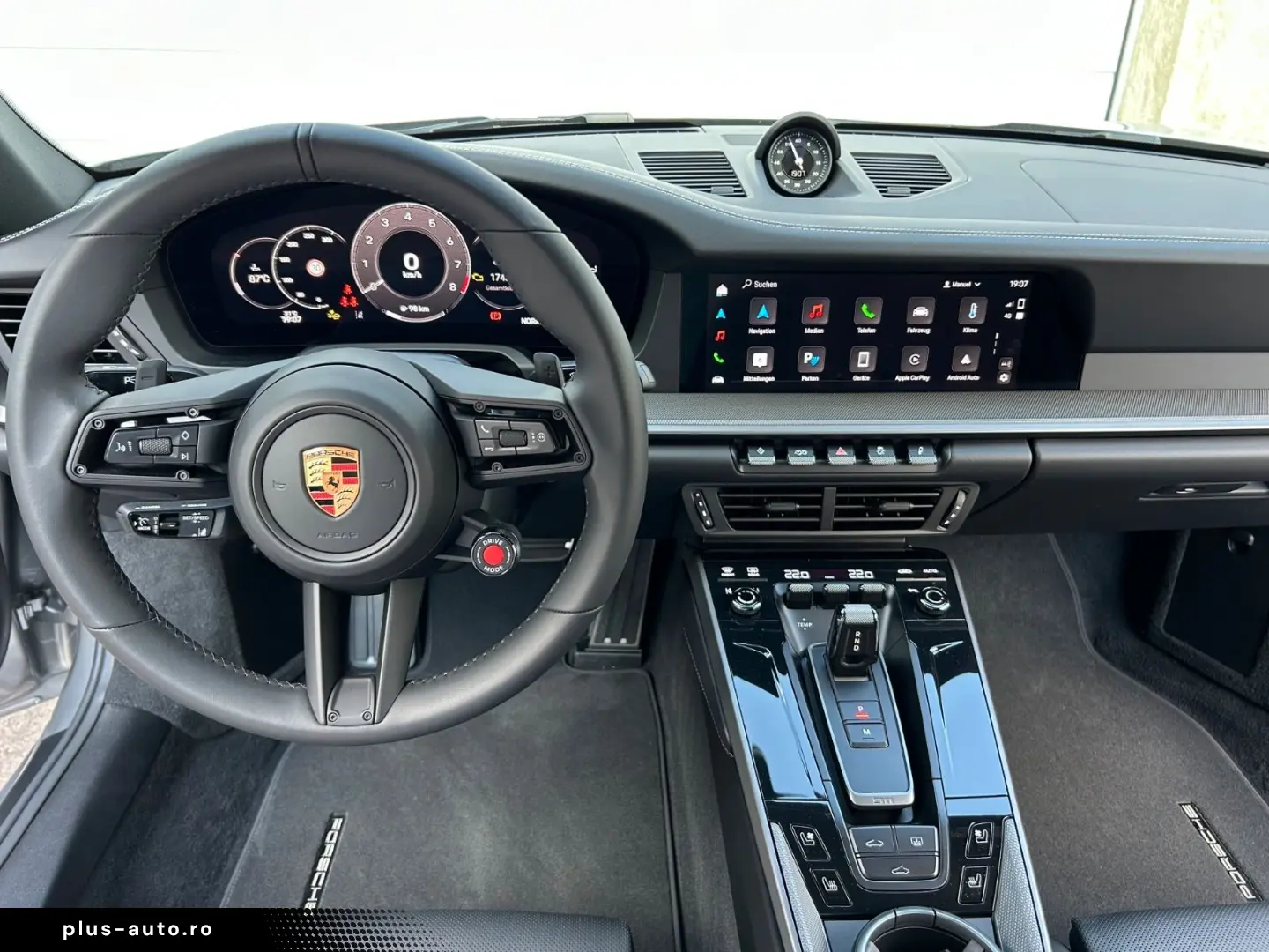 PORSCHE 992.2 Carrera Sportpaket Schiebedach ACC 18-Wege