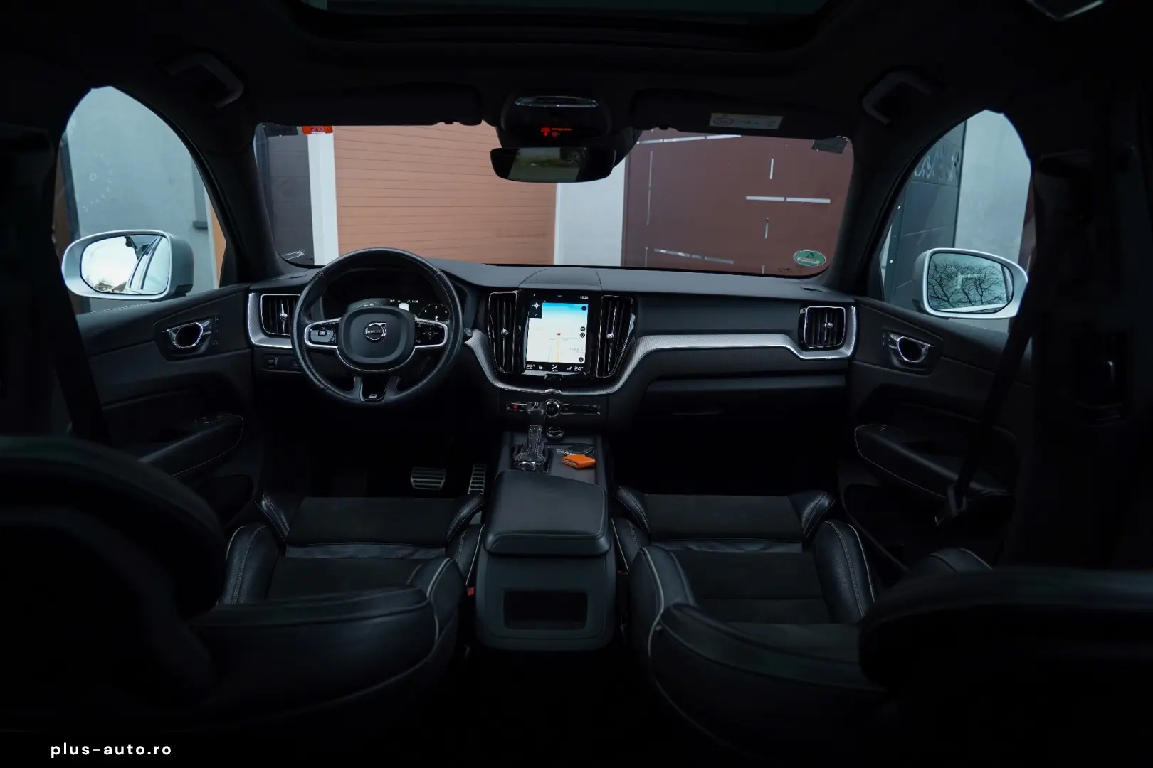 Volvo XC 60 D5 AWD Geartronic RDesign