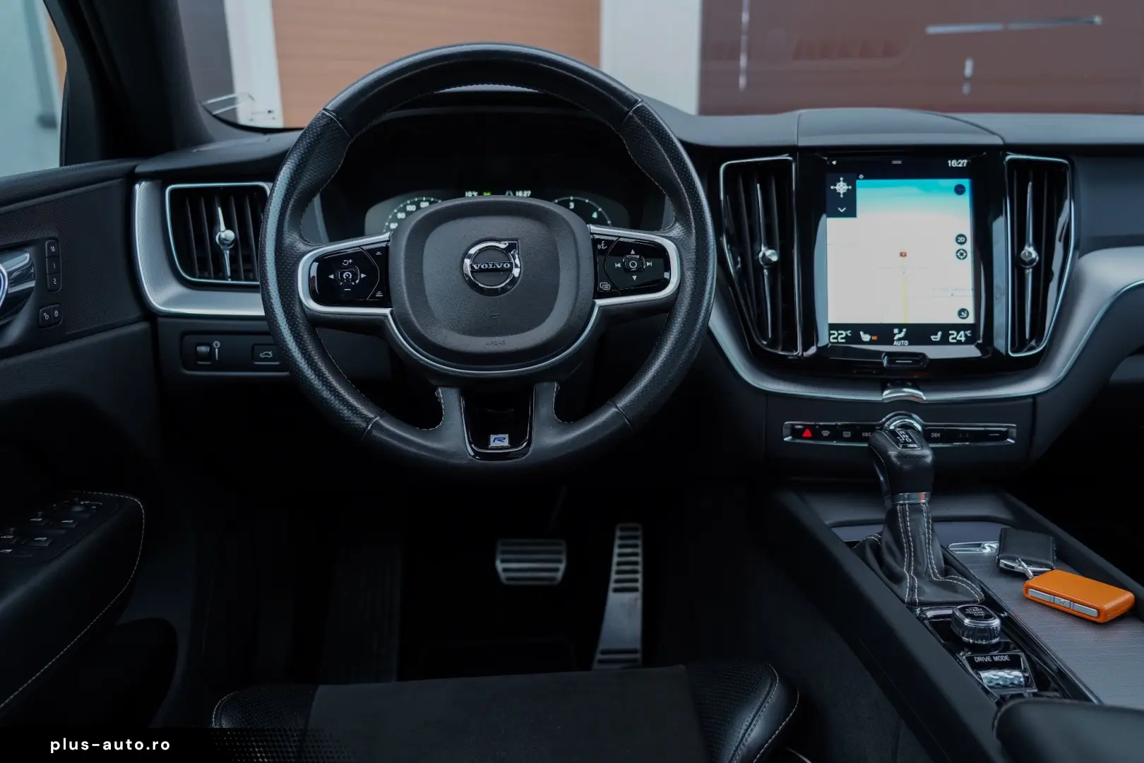 Volvo XC 60 D5 AWD Geartronic RDesign