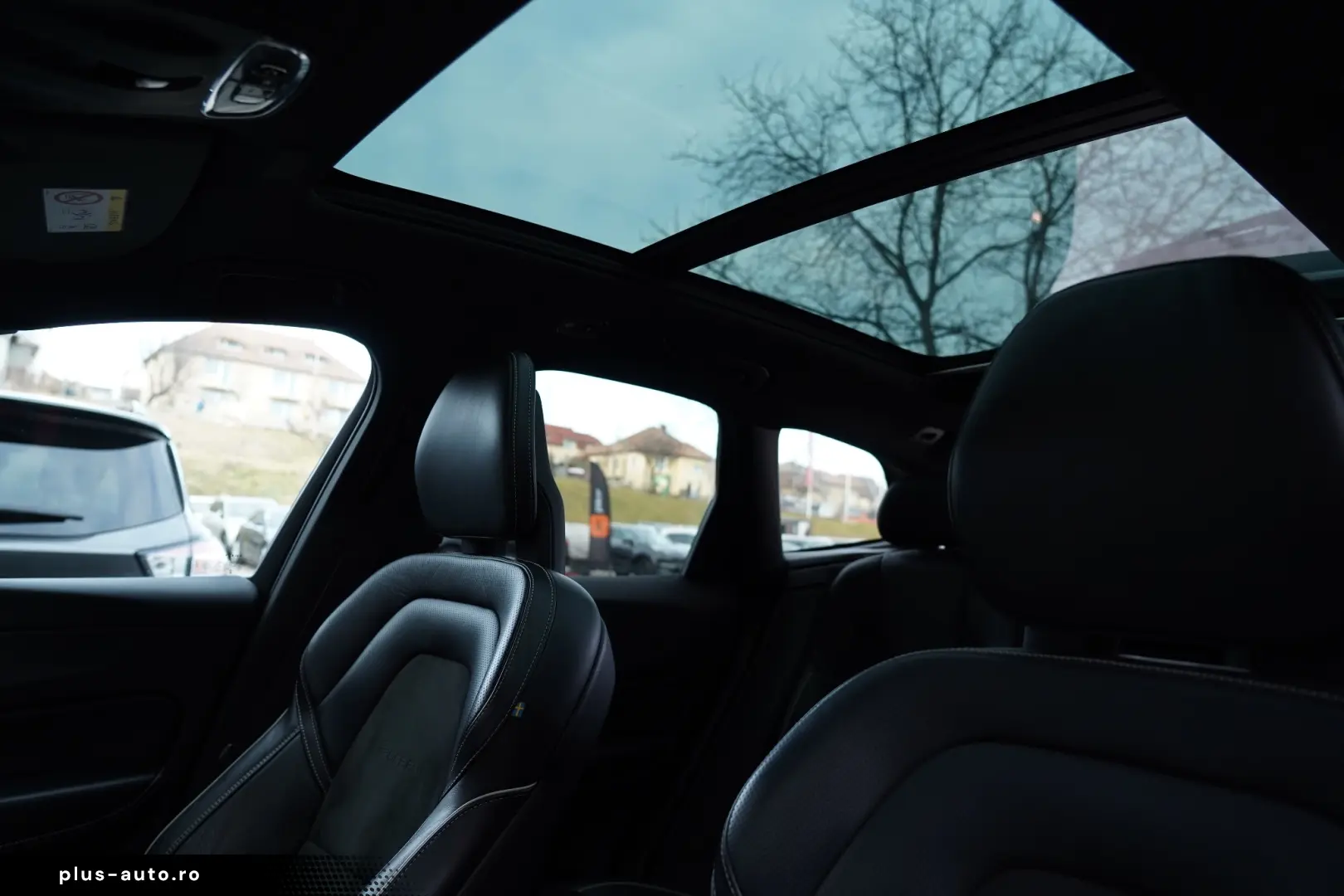 Volvo XC 60 D5 AWD Geartronic RDesign