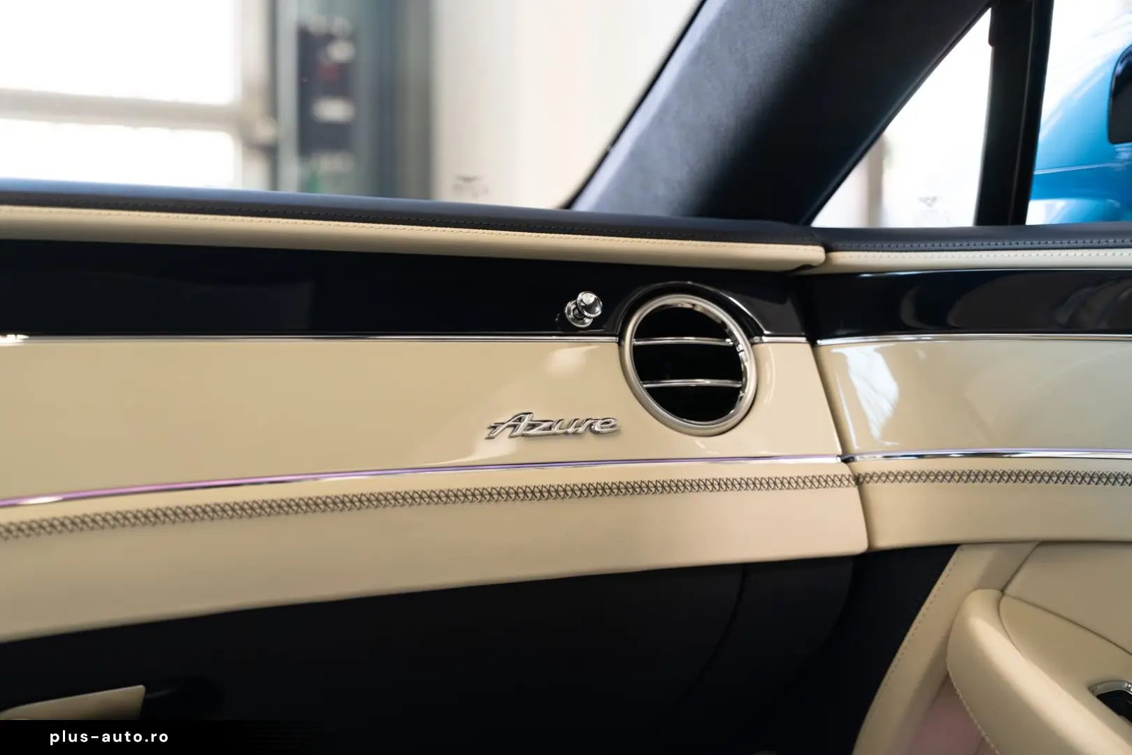 BENTLEY Continental GT Azure  BY MULLINER