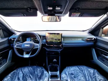 DACIA DUSTER 1.6 HEV 140 Journey