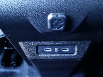 DACIA DUSTER 1.6 HEV 140 Journey