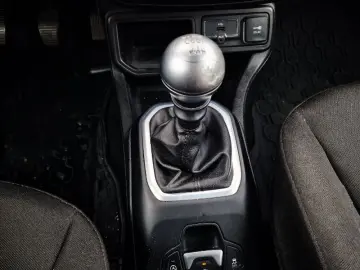 JEEP RENEGADE 1.0 Turbo 120 CP Longitude 4x2