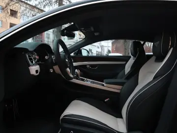 Bentley Continental GT  Rotating Disp