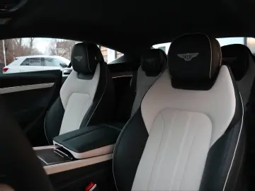 Bentley Continental GT  Rotating Disp