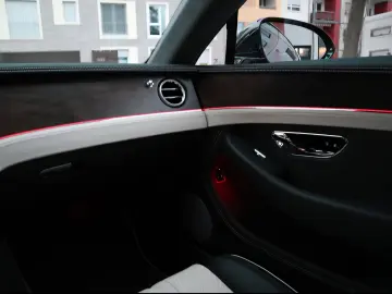 Bentley Continental GT  Rotating Disp