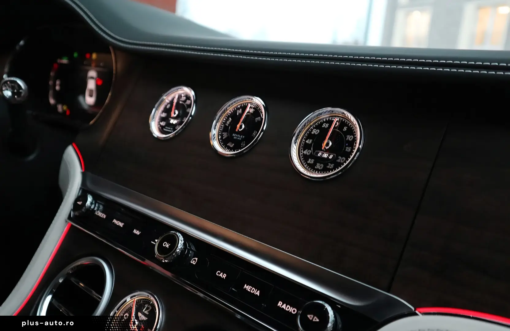 Bentley Continental GT  Rotating Disp