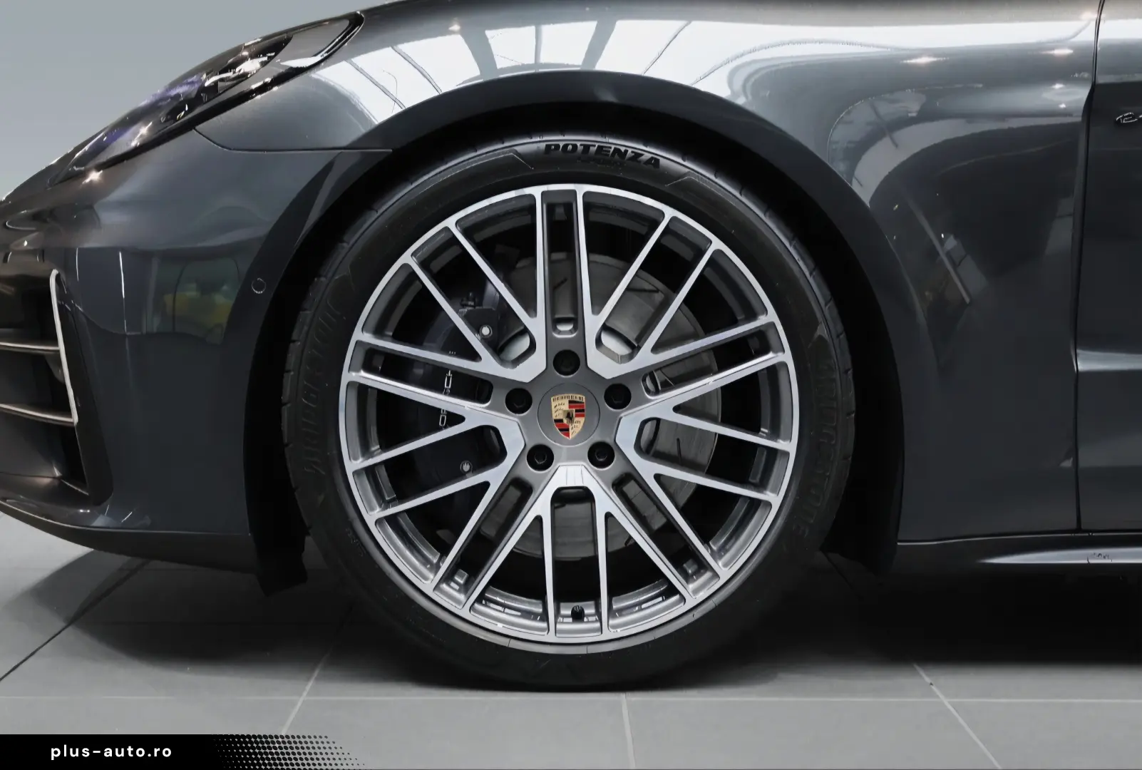 Porsche Panamera 4 E-Hybrid