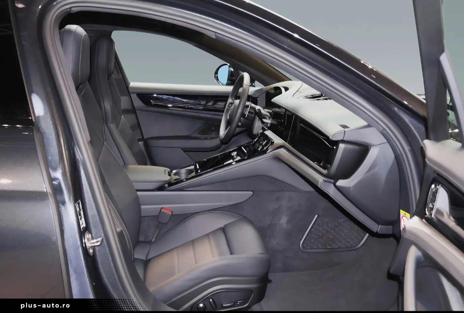 Porsche Panamera 4 E-Hybrid