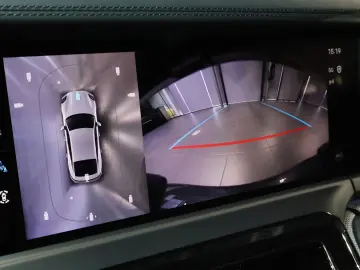 Porsche Panamera 4 E-Hybrid