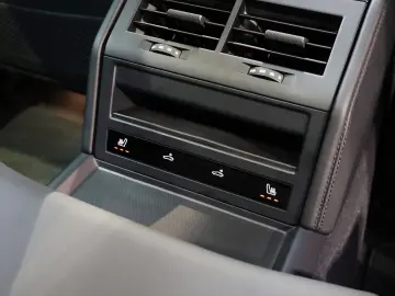 Porsche Panamera 4 E-Hybrid