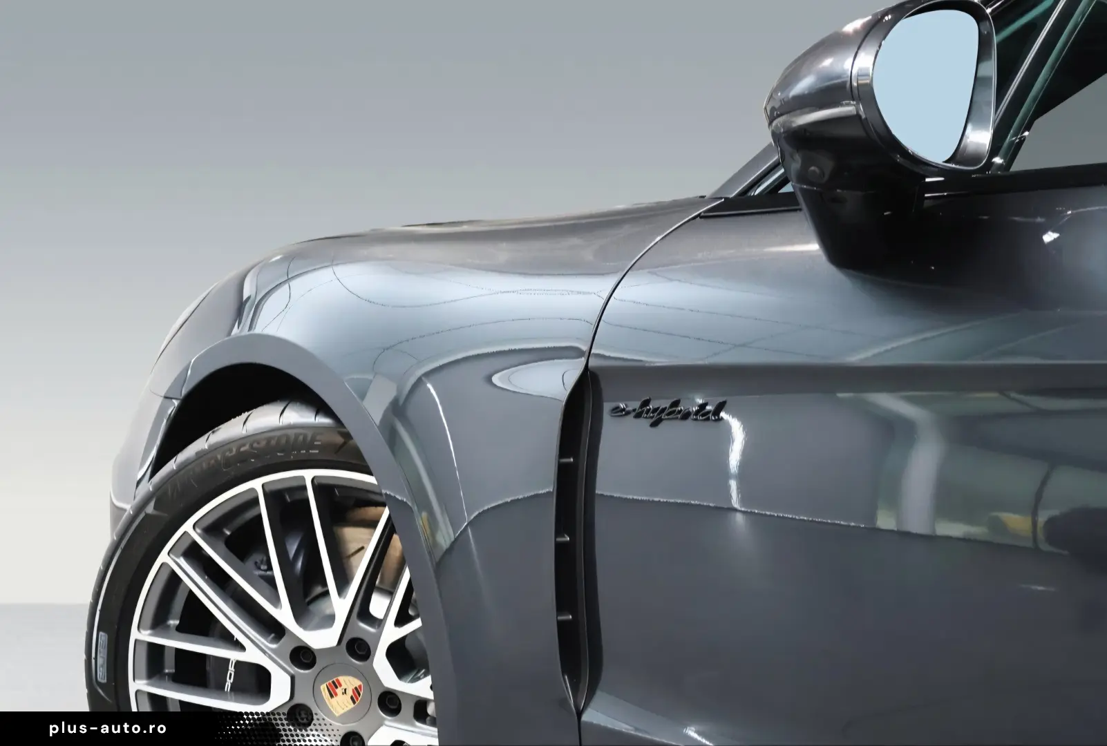 Porsche Panamera 4 E-Hybrid