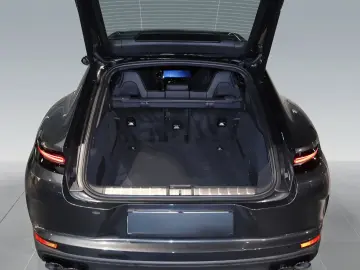 Porsche Panamera 4 E-Hybrid