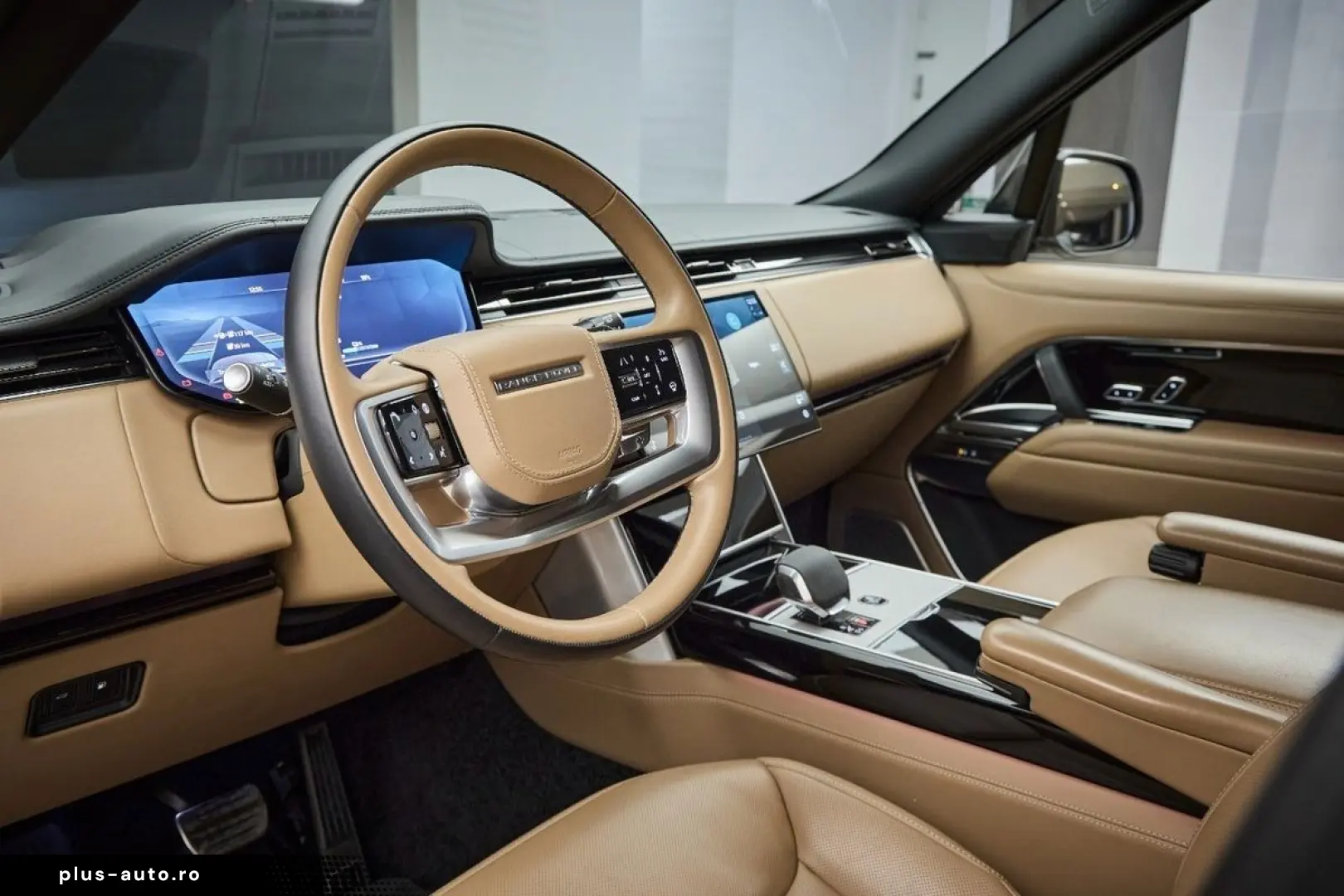 LAND ROVER Range Rover P550e Autobiography