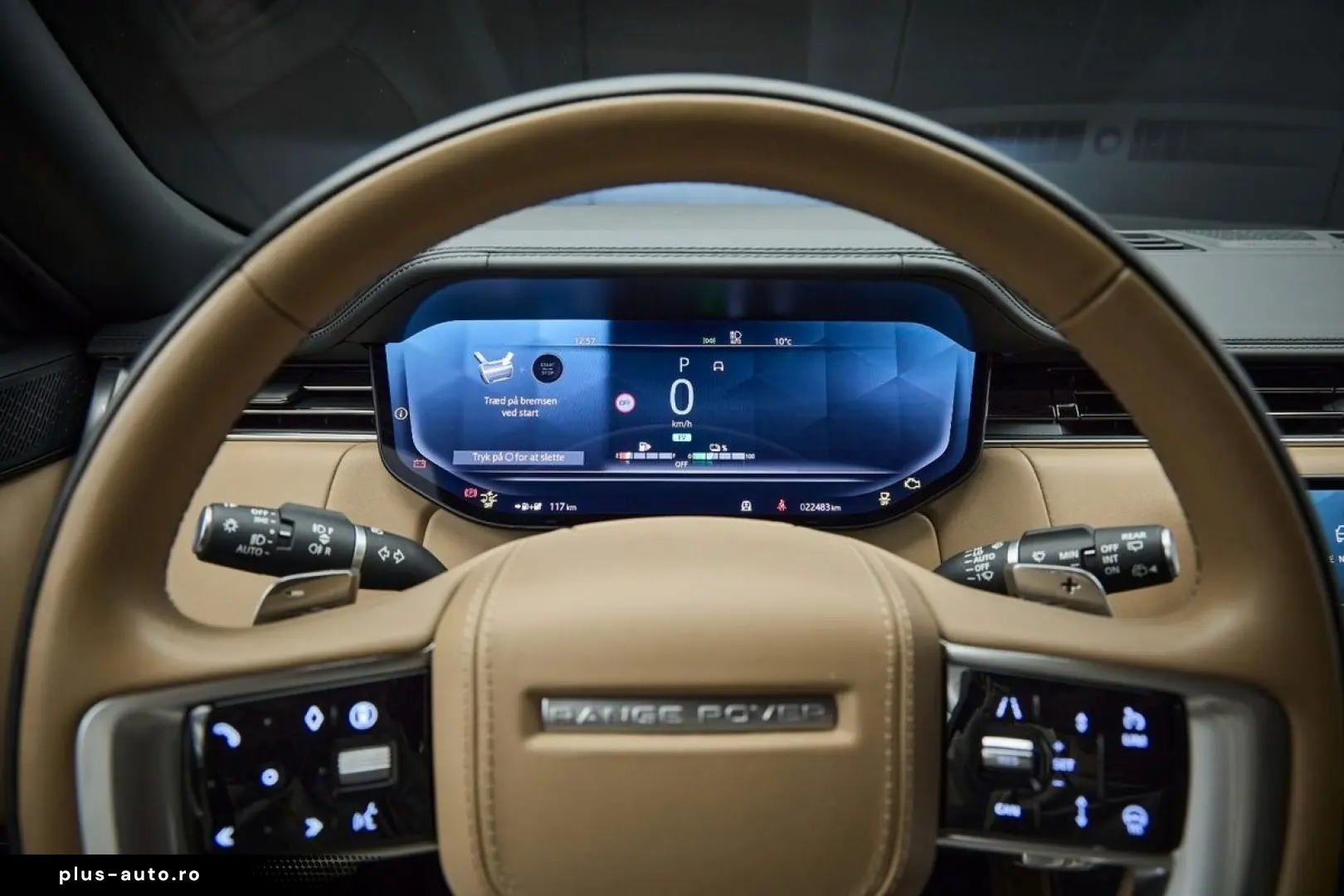 LAND ROVER Range Rover P550e Autobiography