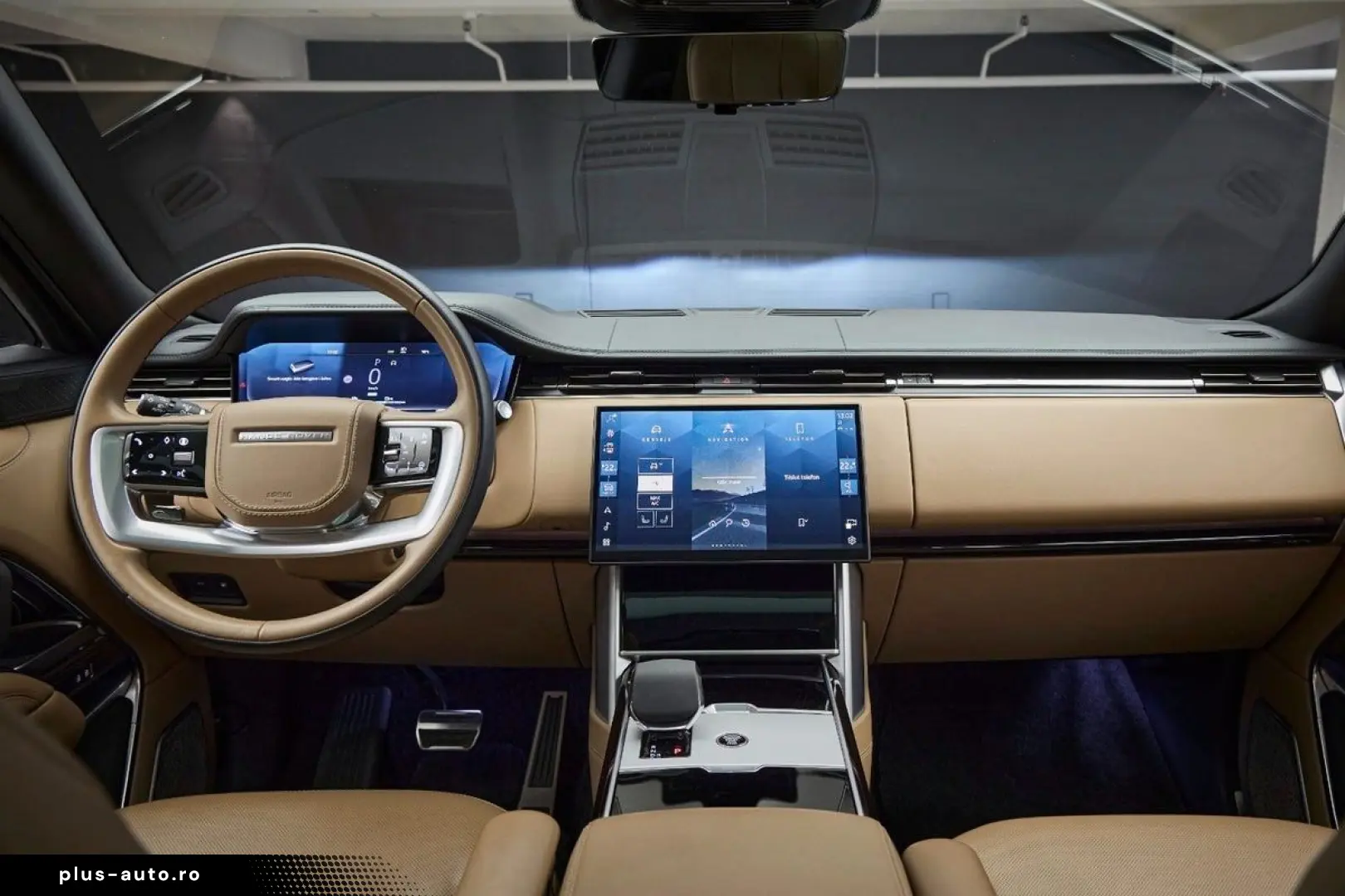 LAND ROVER Range Rover P550e Autobiography