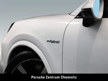 PORSCHE Cayenne S E-Hybrid Coupé Sportabgas;HD-Matrix;He