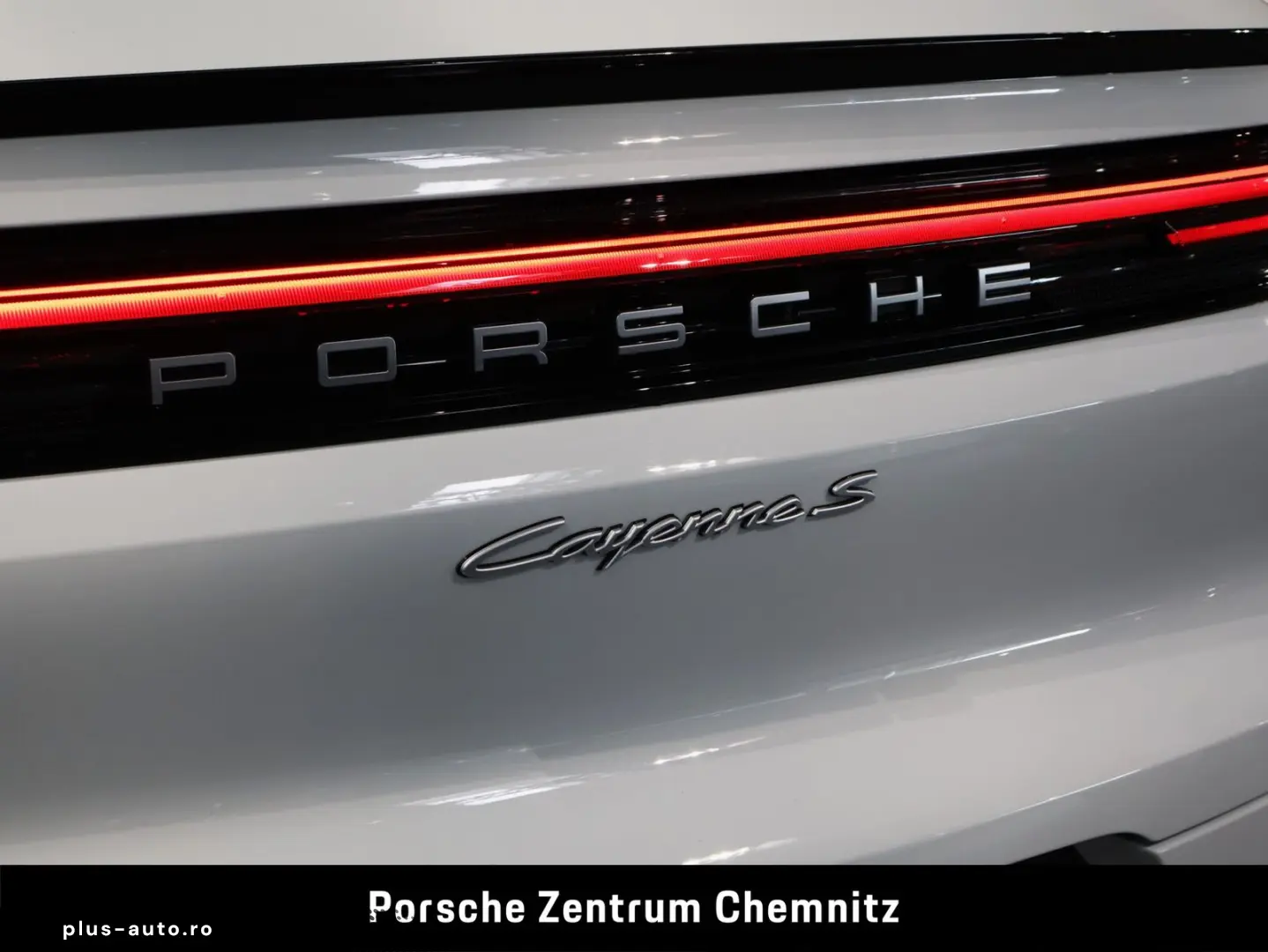 PORSCHE Cayenne S E-Hybrid Coupé Sportabgas;HD-Matrix;He