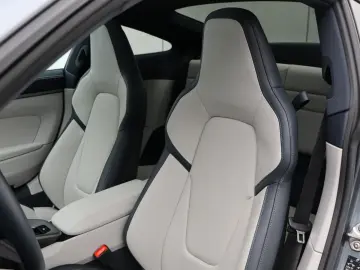 PORSCHE 911 992.2 Carrera Coupé Sitzbelüft. BOSE 18-W