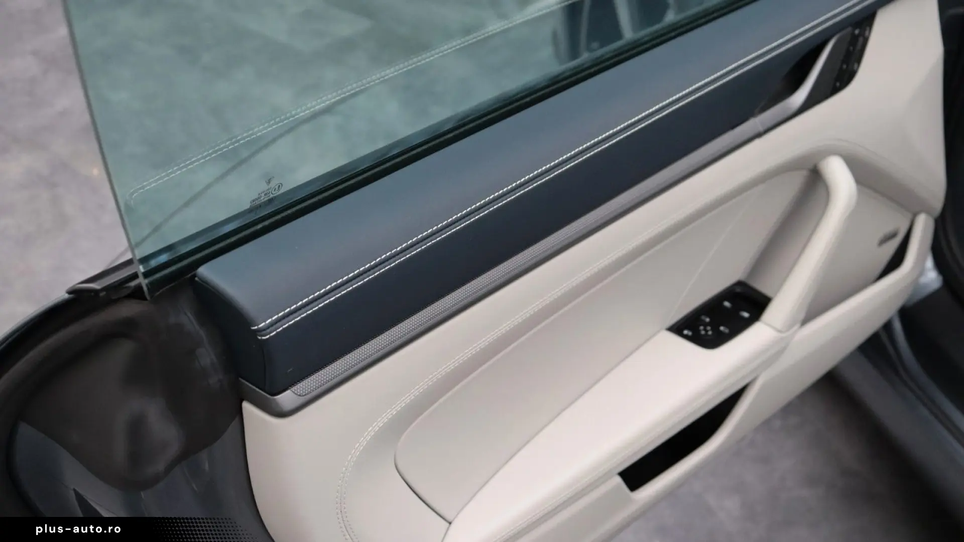 PORSCHE 911 992.2 Carrera Coupé Sitzbelüft. BOSE 18-W