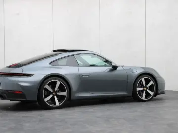PORSCHE 911 992.2 Carrera Coupé Sitzbelüft. BOSE 18-W
