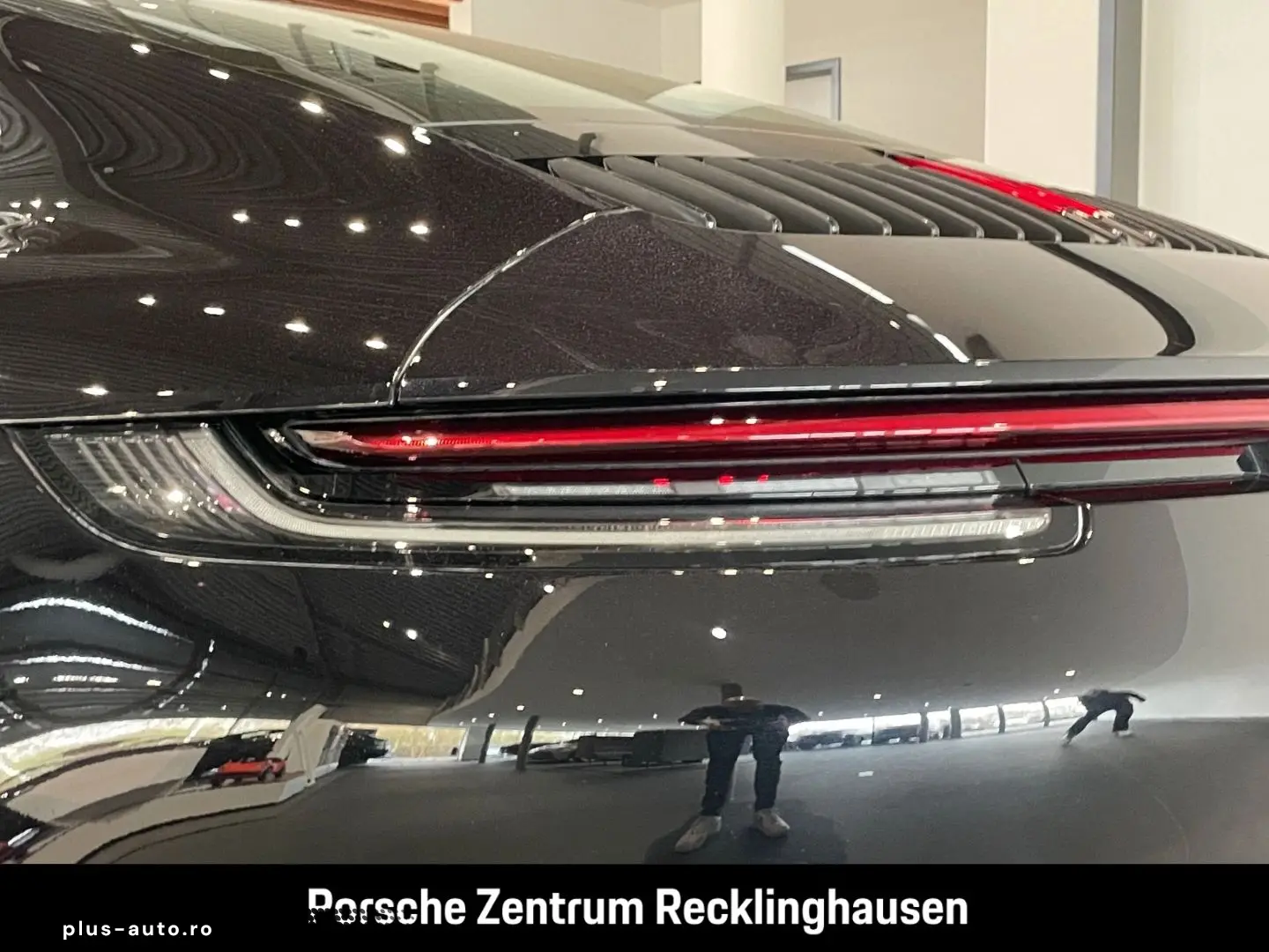PORSCHE 992 911 Carrera nur 36.694 km LED-Scheinwerfer